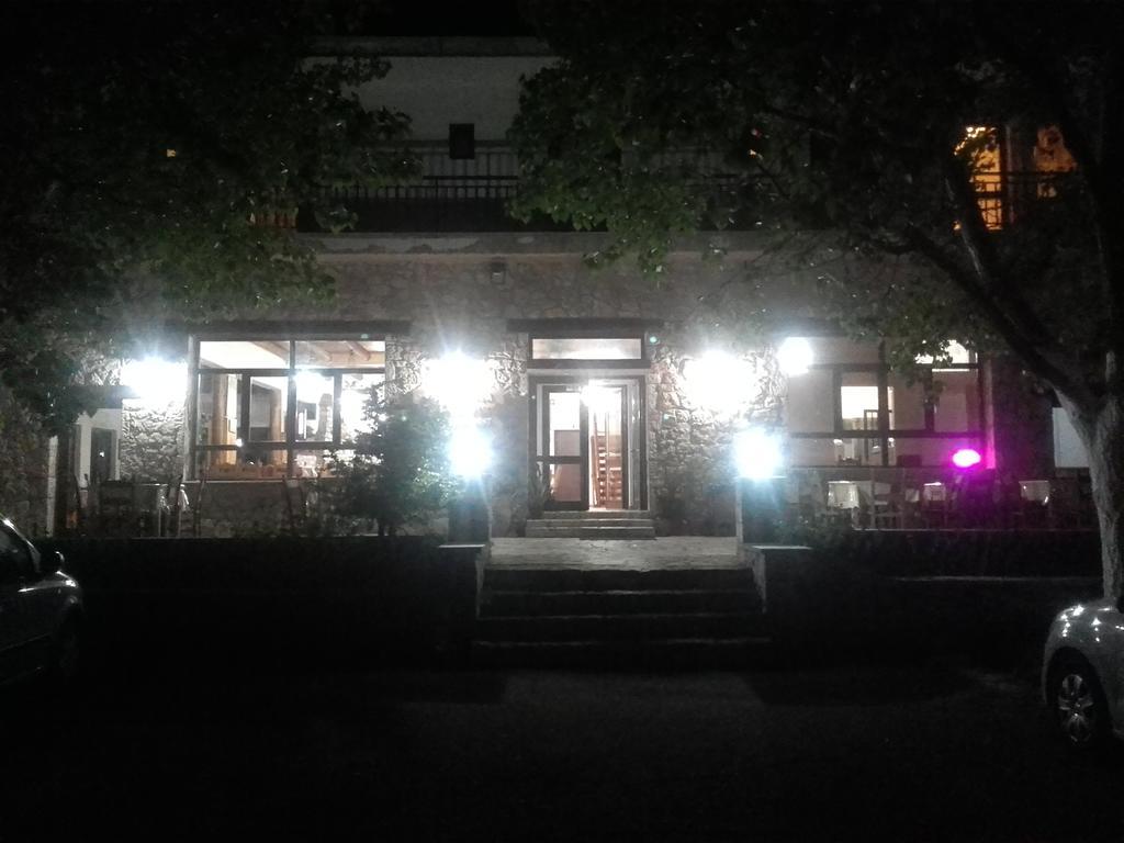 Apartament To Ellinikon Omalós Zewnętrze zdjęcie